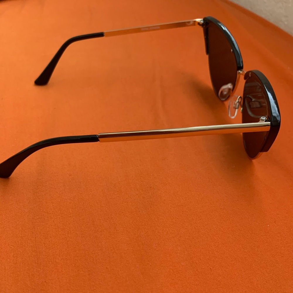 Cat eye sunglasses - Picture 4 of 4